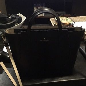 Kate Spade cross body purse.